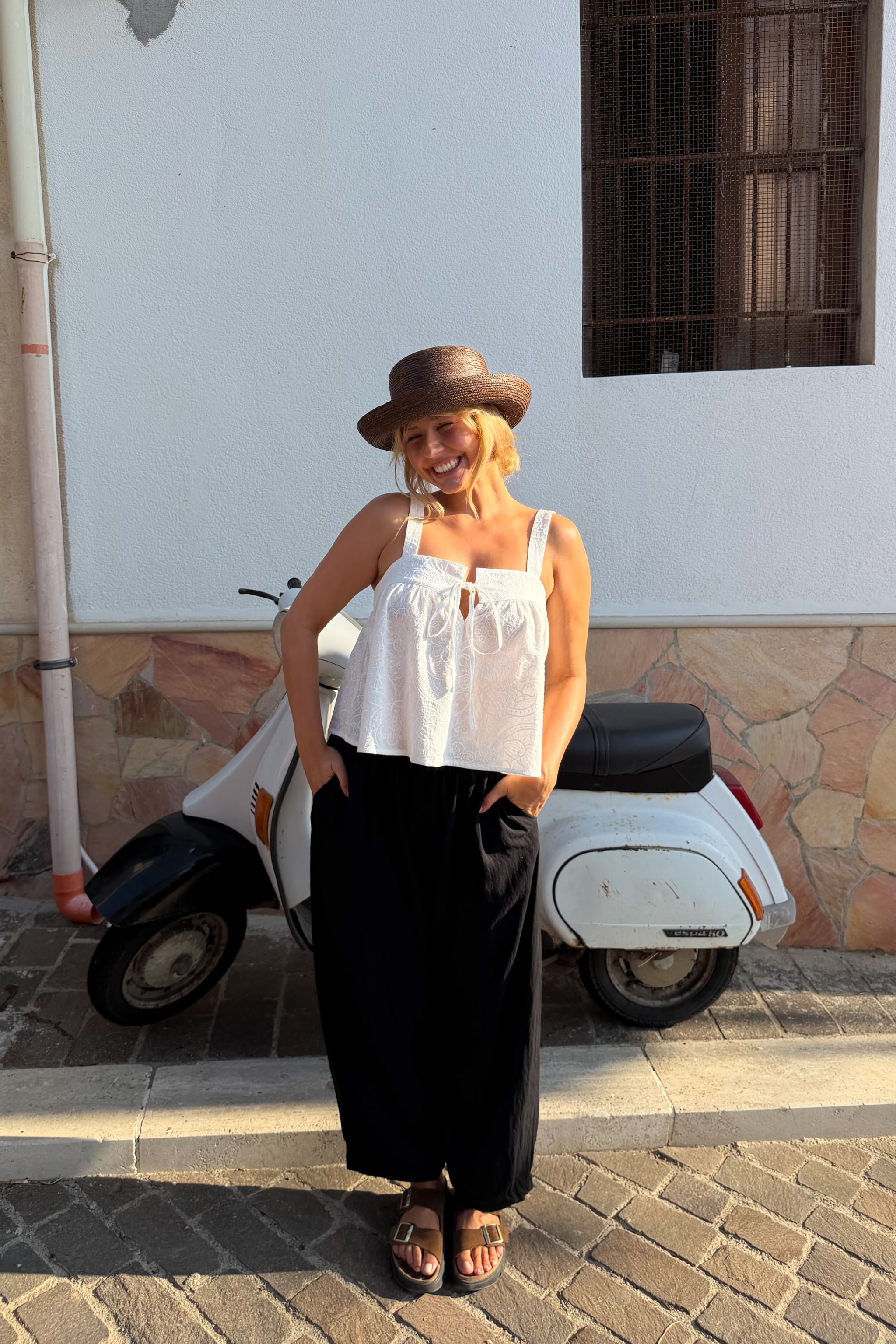 SUNKISSED SUNNY BUCKET