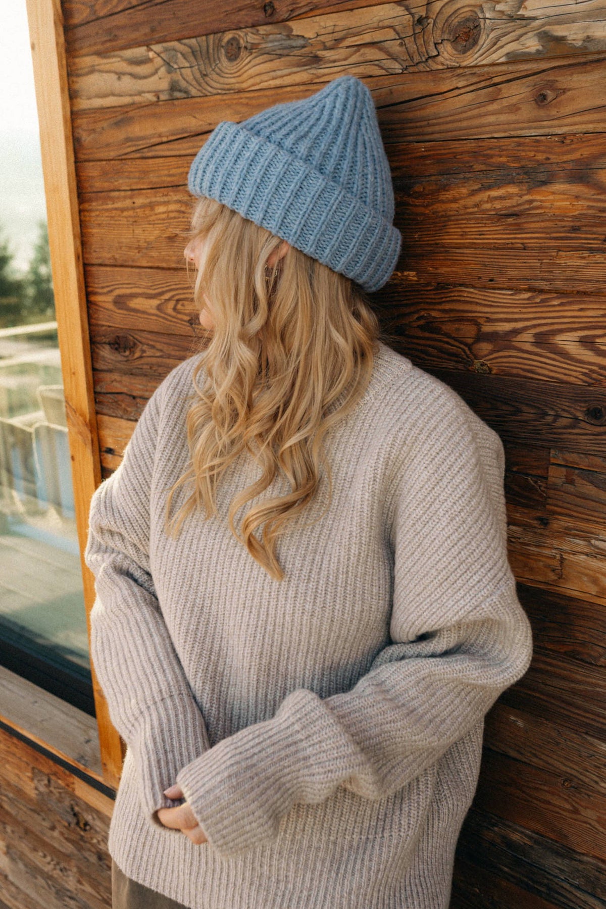 FLUFFY WINTER BLUE