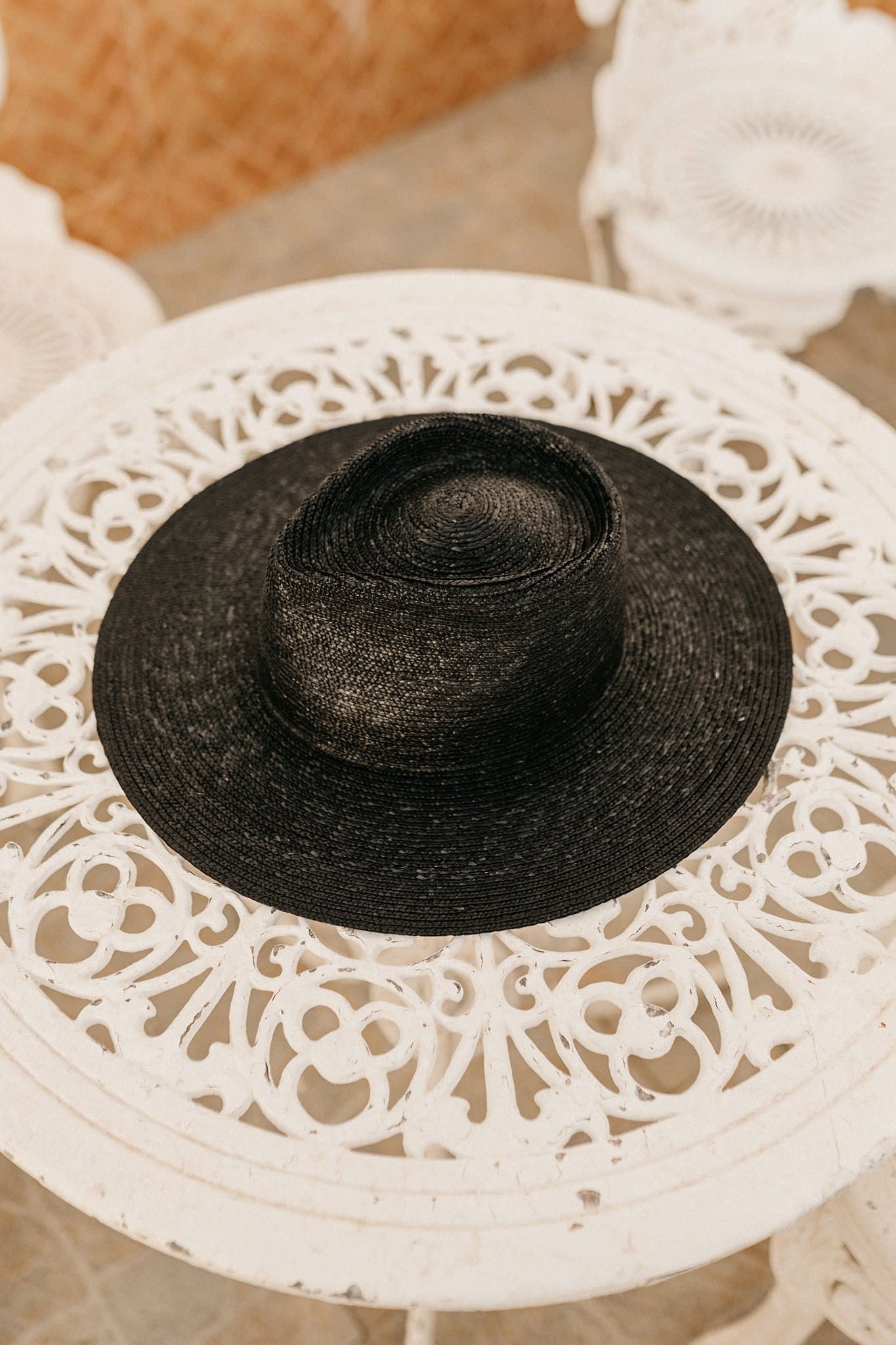 BLACK STRAW