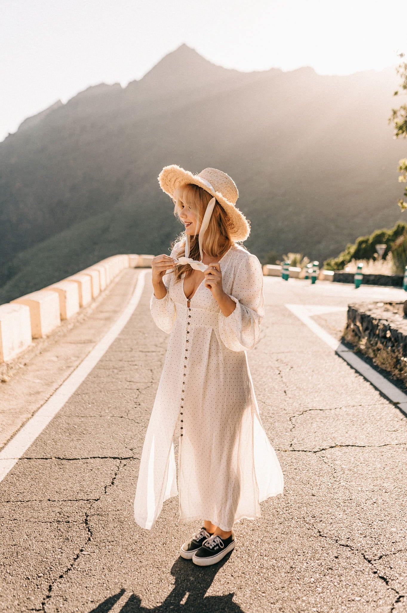 ROMANTIC FEDORA