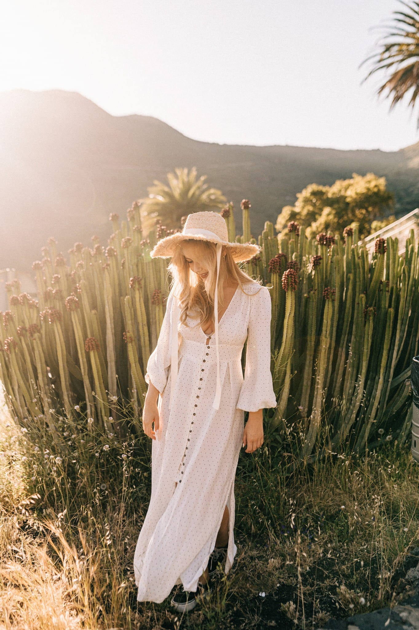 ROMANTIC FEDORA