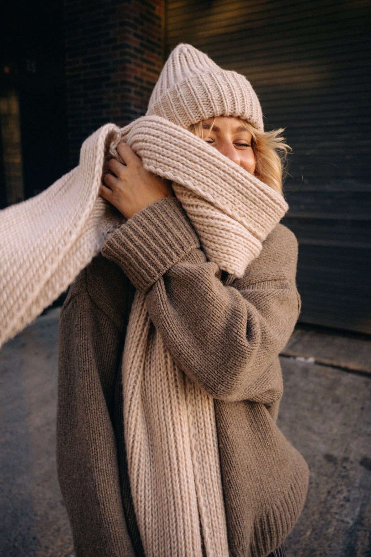 SZALIK FLUFFY BEIGE