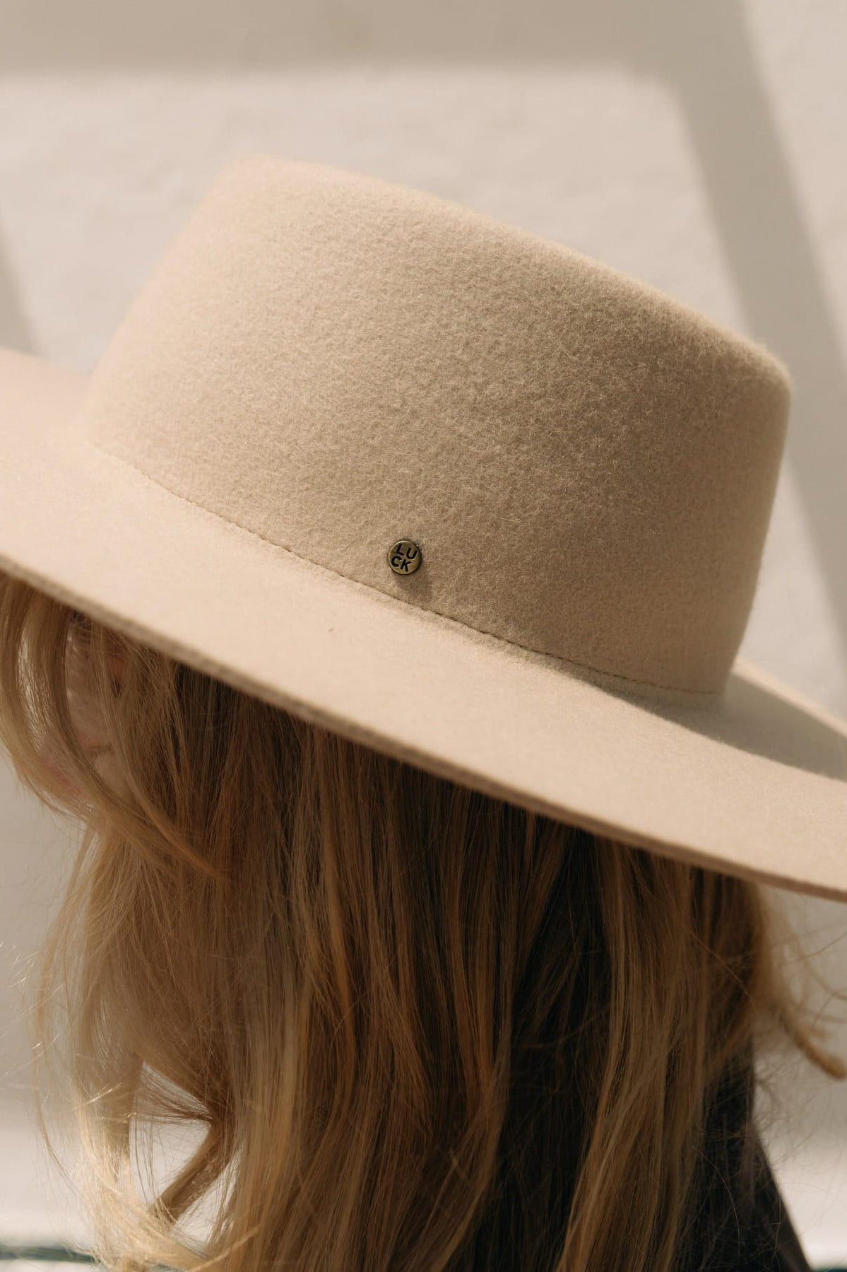 BLOOMY BEIGE