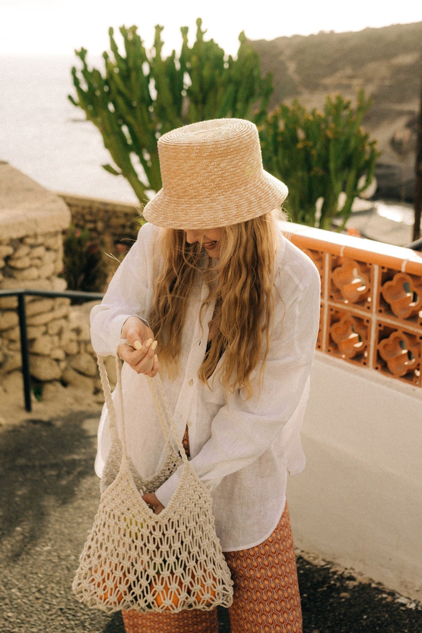 STRAW BUCKET
