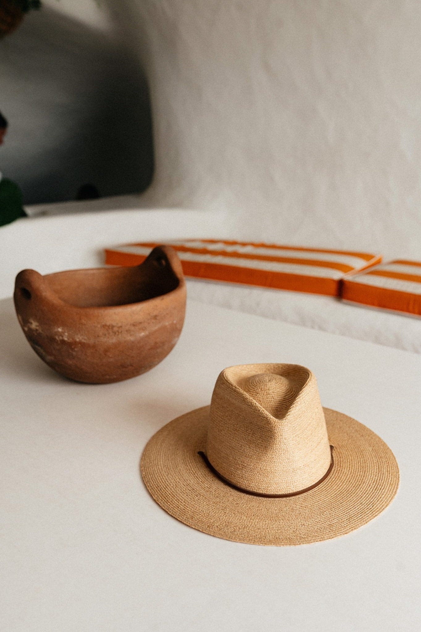 RAFFIA TRAVEL