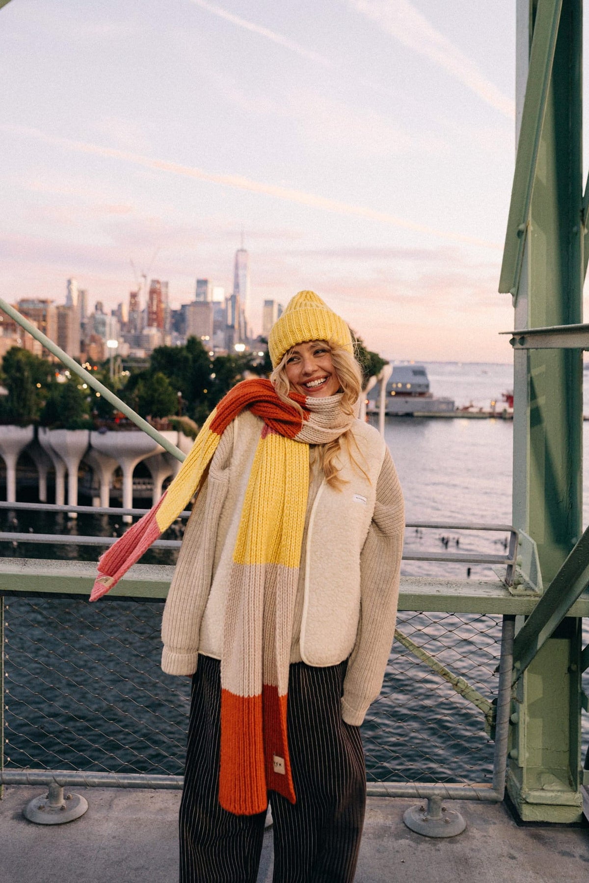 FLUFFY SMILEY SCARF